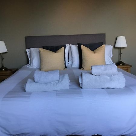 Greystones Guesthouse ويتبي المظهر الخارجي الصورة
