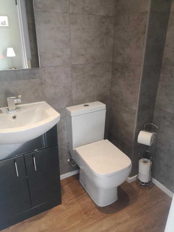 Greystones Guesthouse ويتبي المظهر الخارجي الصورة