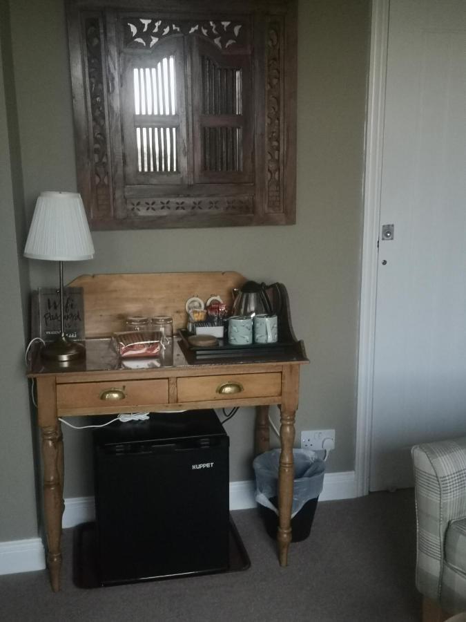 Greystones Guesthouse ويتبي المظهر الخارجي الصورة