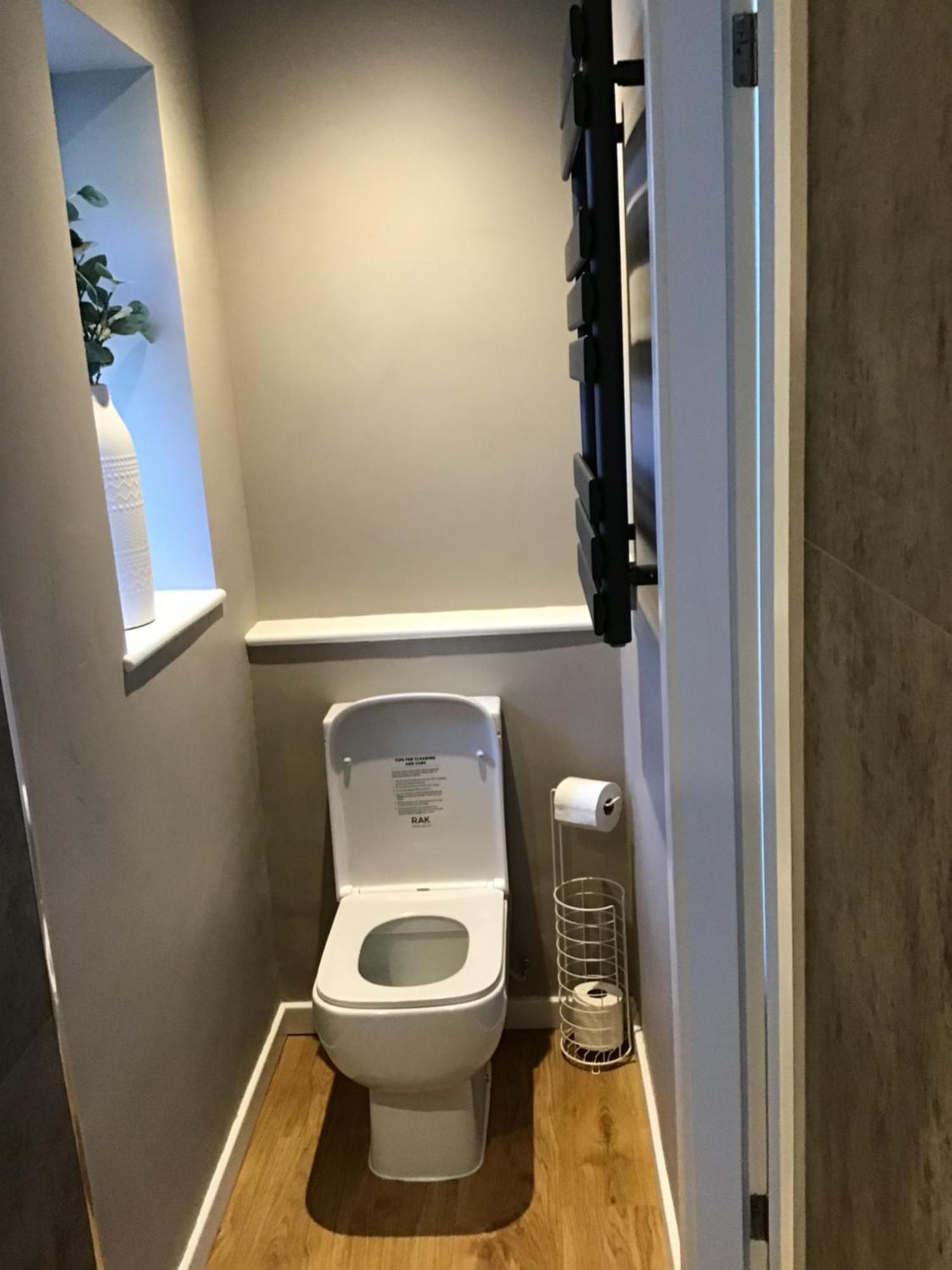 Greystones Guesthouse ويتبي المظهر الخارجي الصورة